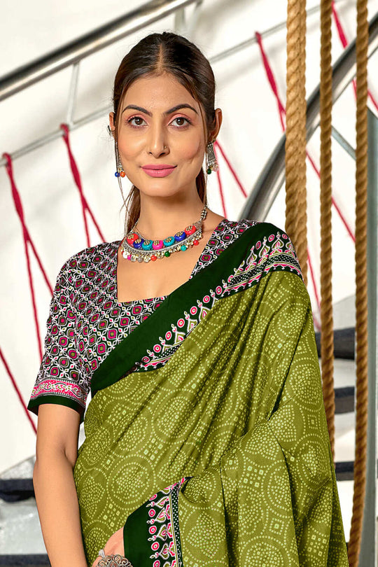 Parrot Green Bandhani Hand Block Print Mulmul Cotton Sarees Saree With Blouse Piece