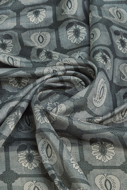 Grey Silk  Ethnic Motifs Printed Zari Saree