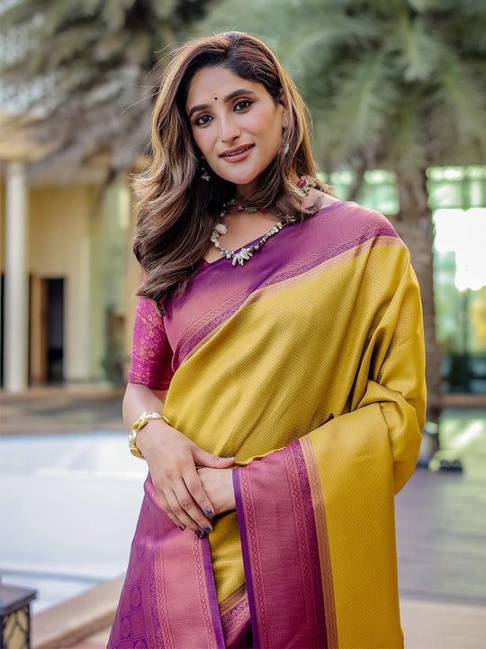 Yellow Kanjivaram Silk Zari Woven Traditional Saree with Blouse