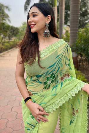 Green Shimmer Saree with Black Blouse Piece