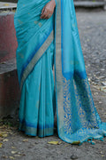 Teal Silk Blend Saree With Blouse Piece