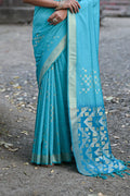 Teal Silk Blend Saree With Blouse Piece