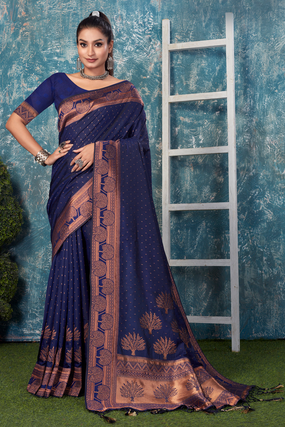 Buy Navy Blue Banarasi Saree 19171 Online Karagiri buy-navy-blue-banarasi-saree-19171-online-karagiri