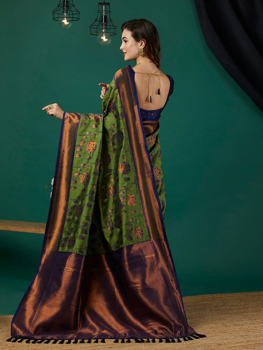 Banarasi Silk Saree With Blouse Piece