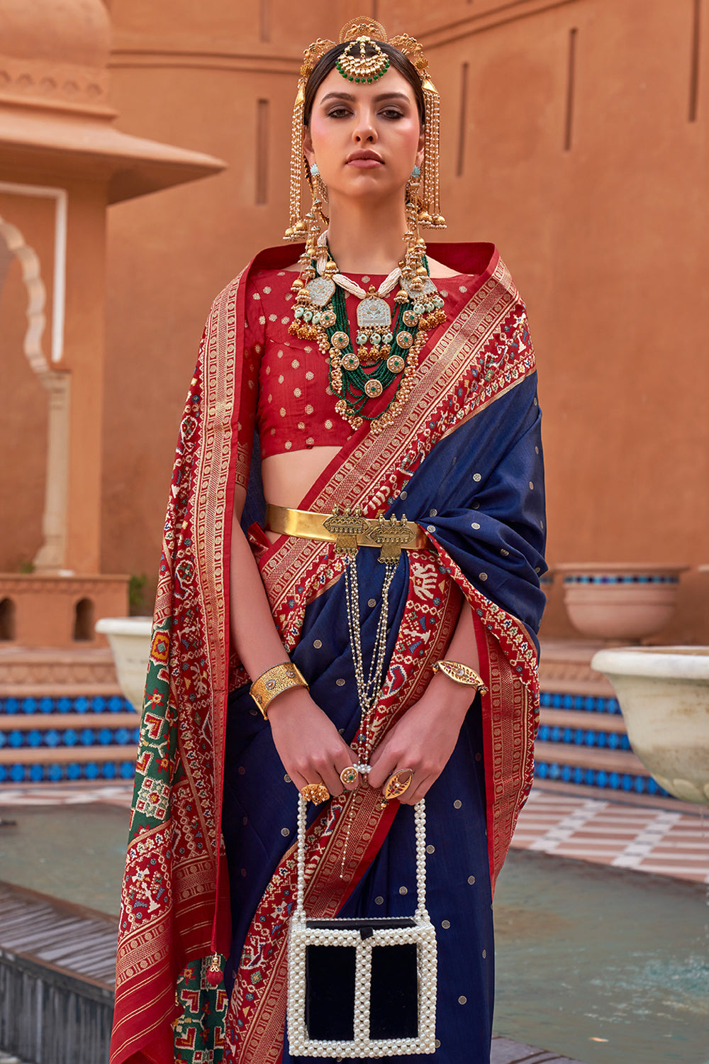 Jewellery for navy blue saree deals
