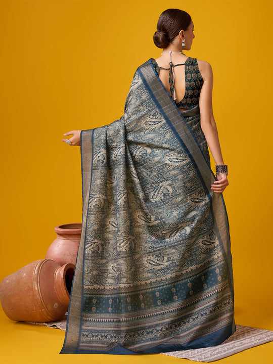 Blue Cotton Digital Print Saree With Blouse Piece