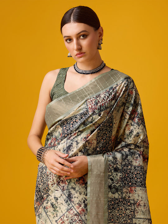 Cream Cotton Digital Print Saree With Blouse Piece
