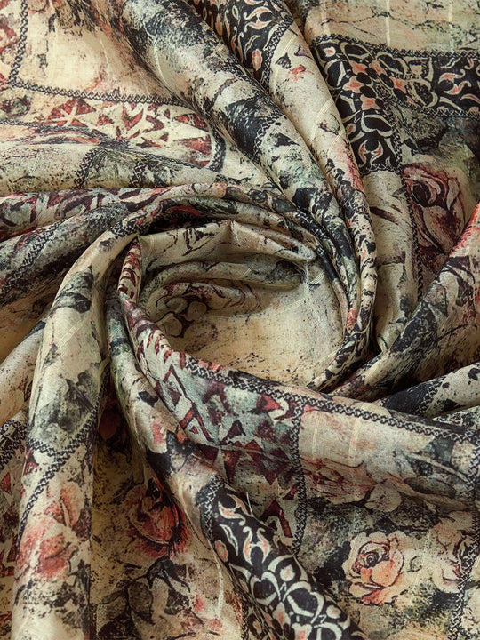 Cream Cotton Digital Print Saree With Blouse Piece