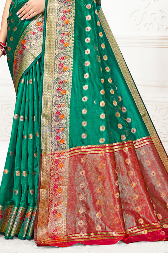 Green Cotton Saree With Blouse Piece