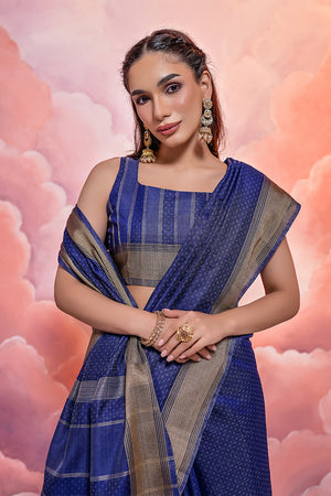 Blue Cotton Saree With Blouse Piece