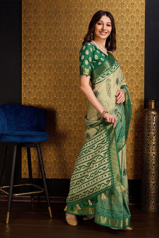 Green Silk Saree With Blouse Piece