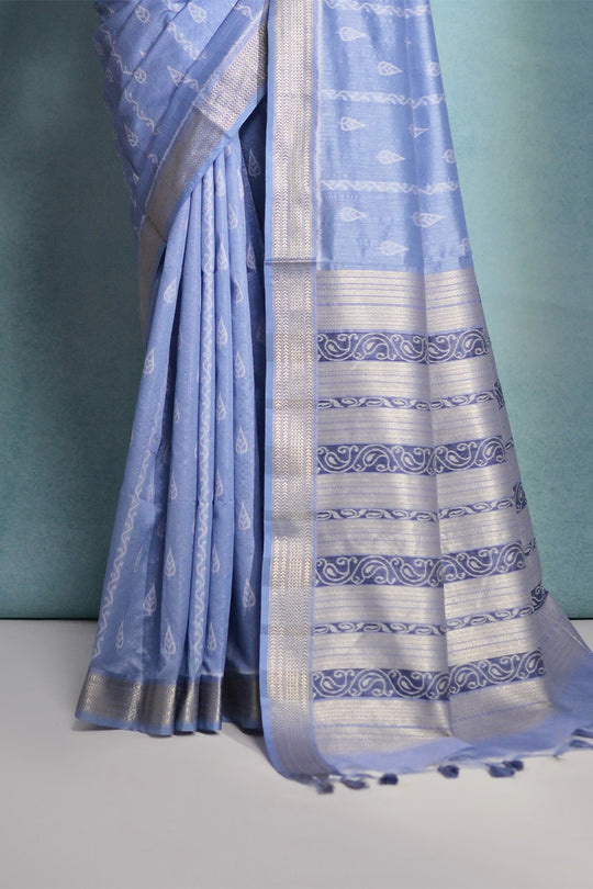 Blue Silk Blend Saree With Blouse Piece