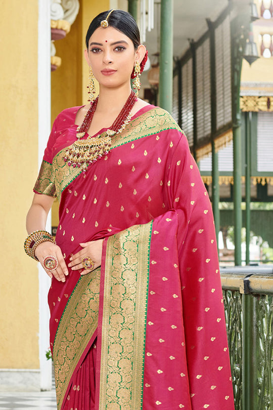 Magenta Banarasi Silk Saree With Blouse Piece