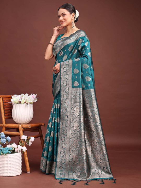 Sea Green Banarasi Silk Saree With Blouse Piece