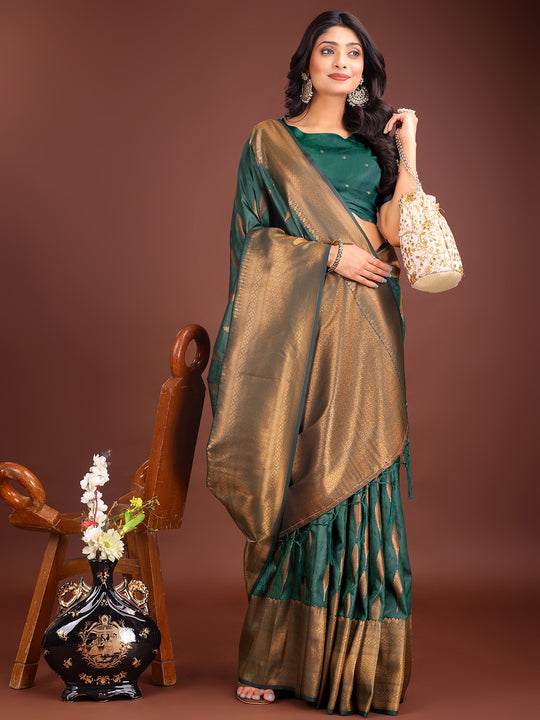 Green Banarasi silk Saree With Blouse Piece