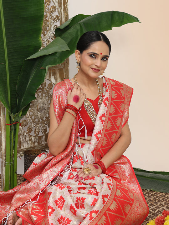 White Linen Cotton Saree With Blouse Piece