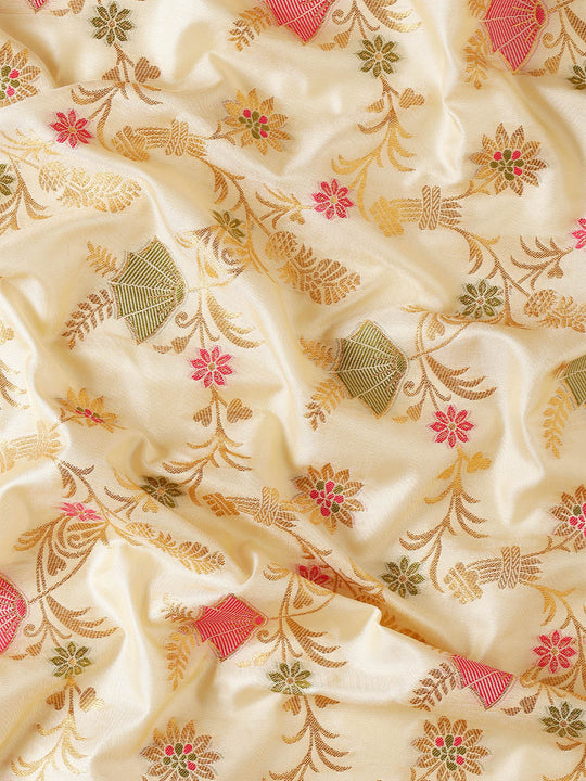 White Banarasi Silk Saree With Blouse Piece