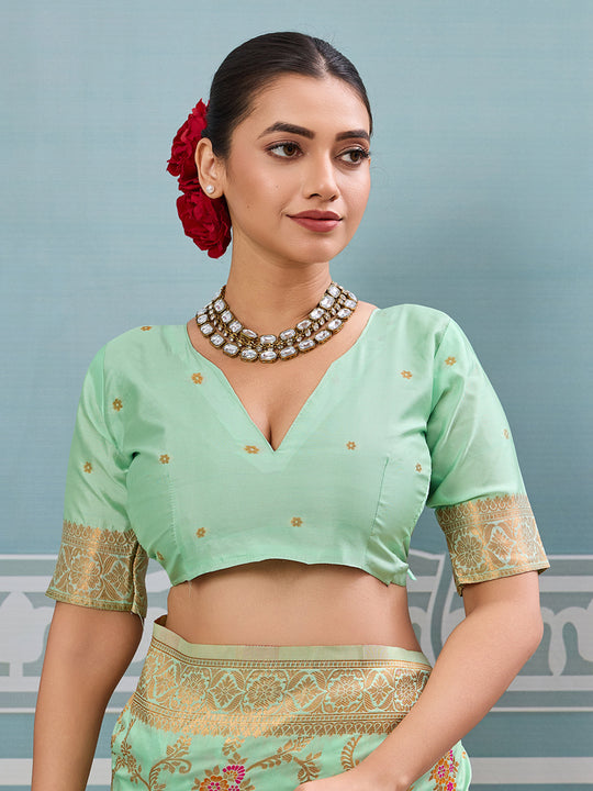 Pista Silk Saree With Blouse Piece