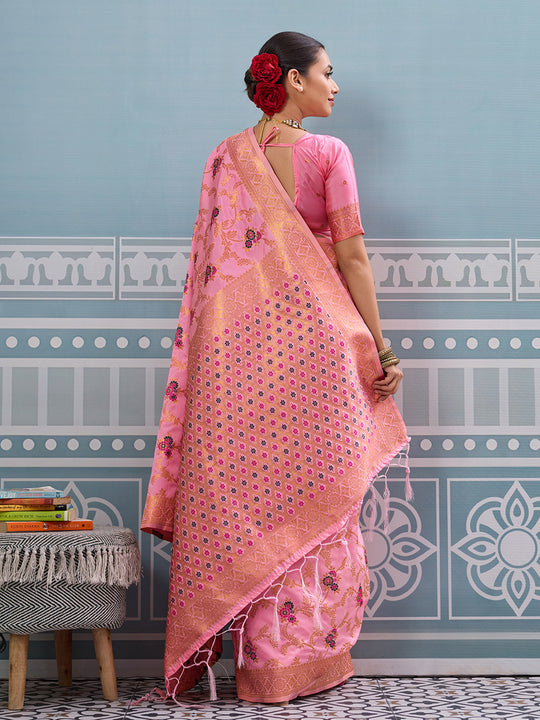 Light Pink Silk Saree With Blouse Piece