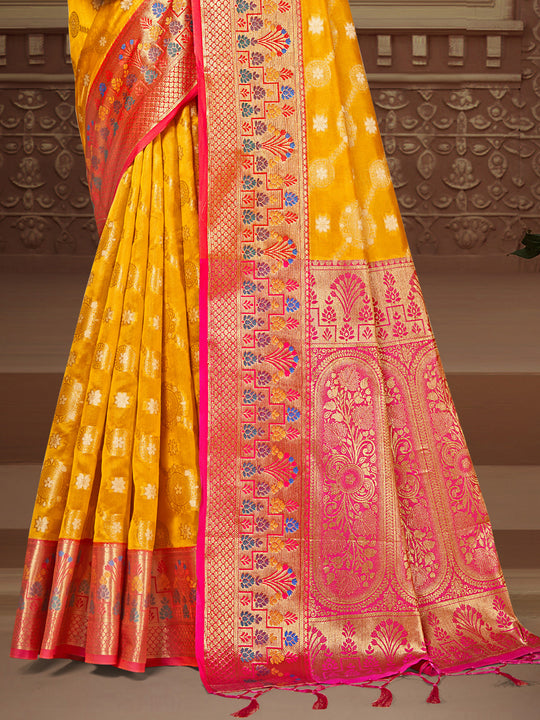 Yellow Silk Saree With Blouse Piece