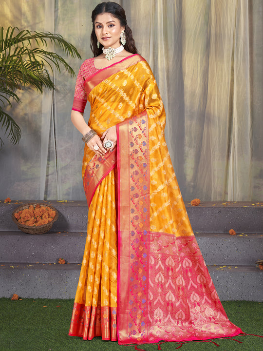 Yellow Silk Saree With Blouse Piece