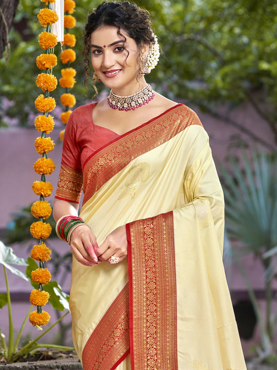 Cream Silk Saree With Blouse Piece