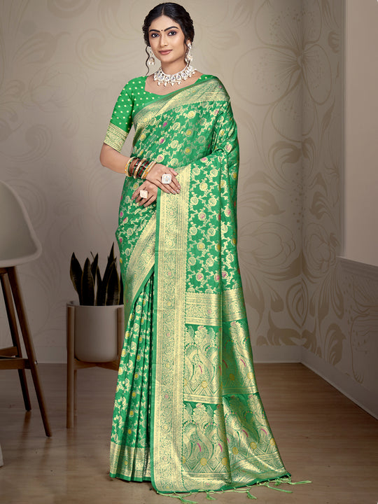 Green Silk Saree With Blouse Piece