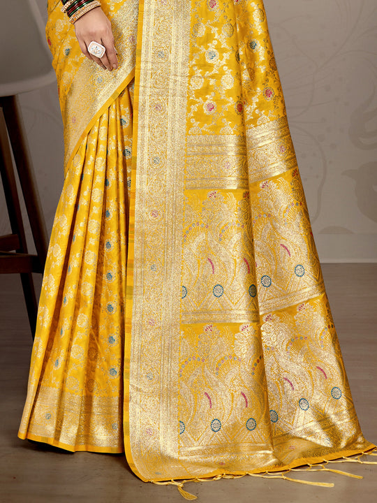 Yellow Silk Saree With Blouse Piece