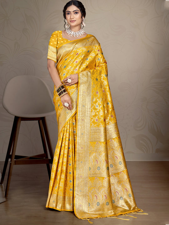 Yellow Silk Saree With Blouse Piece