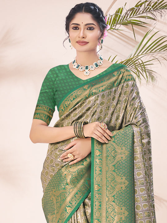 Green Silk Saree With Blouse Piece