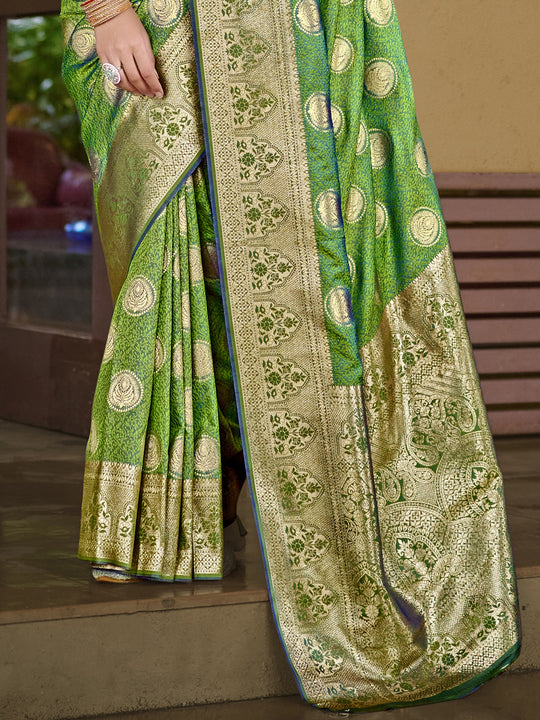 Green Silk Saree With Blouse Piece