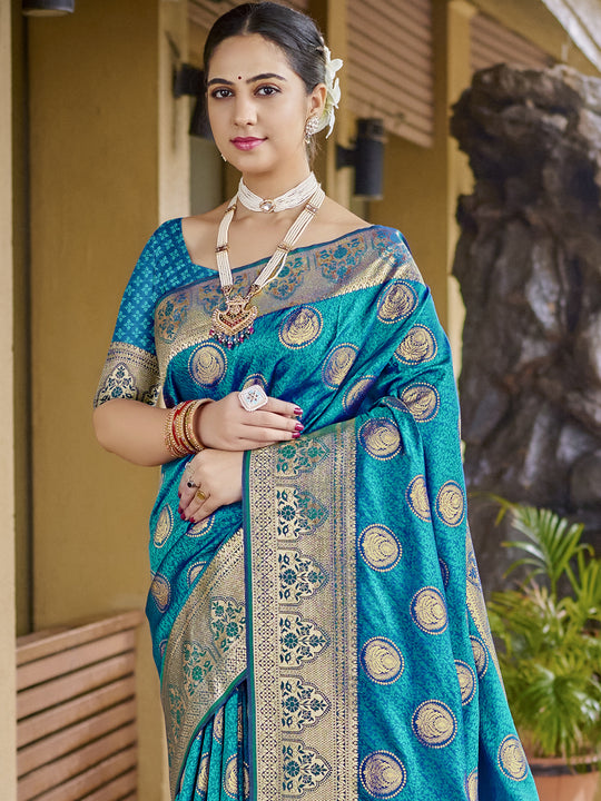 Blue Silk Saree With Blouse Piece