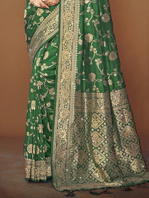 Green Silk Saree With Blouse Piece