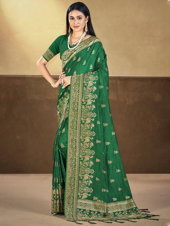 Green Silk Saree With Blouse Piece