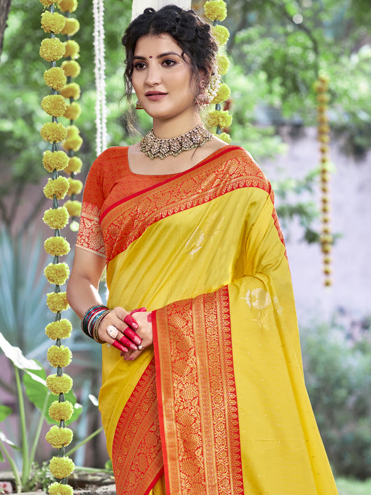 Yellow Silk Saree With Blouse Piece