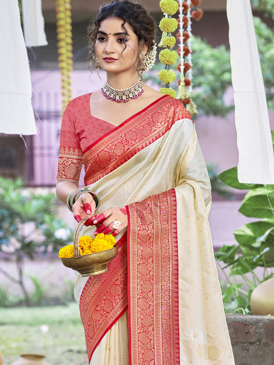Cream Silk Saree With Blouse Piece