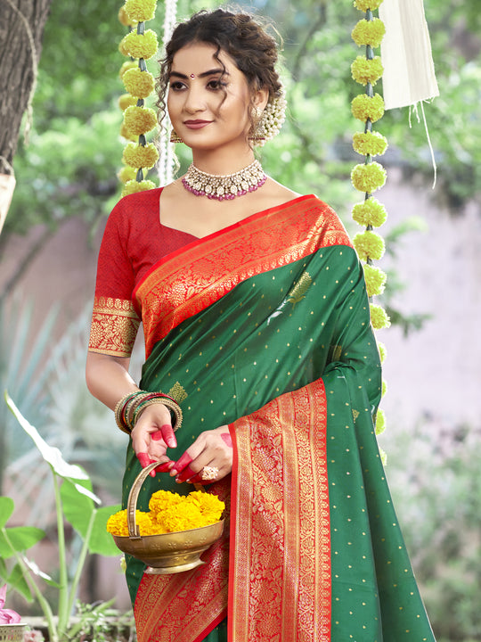 Green Silk Saree With Blouse Piece