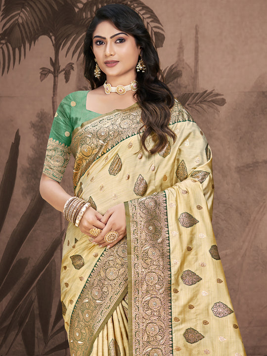 Beige Silk Saree With Blouse Piece