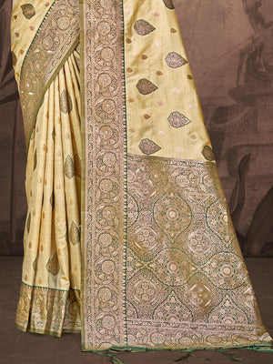 Beige Silk Saree With Blouse Piece