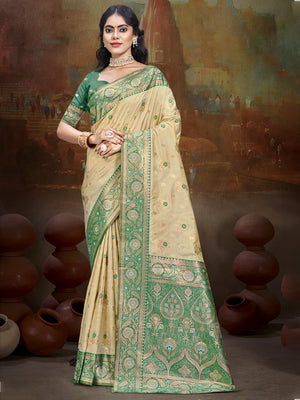 Beige Silk Saree With Blouse Piece