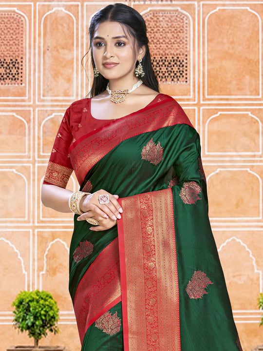 Green Silk Saree With Blouse Piece