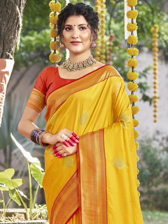Yellow Silk Saree With Blouse Piece