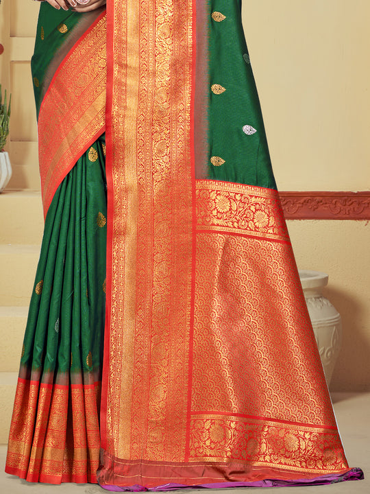 Green Silk Saree With Blouse Piece