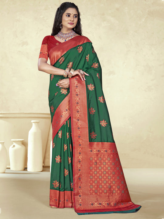 Green Silk Saree With Blouse Piece