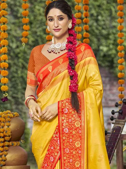 Yellow Silk Saree With Blouse Piece