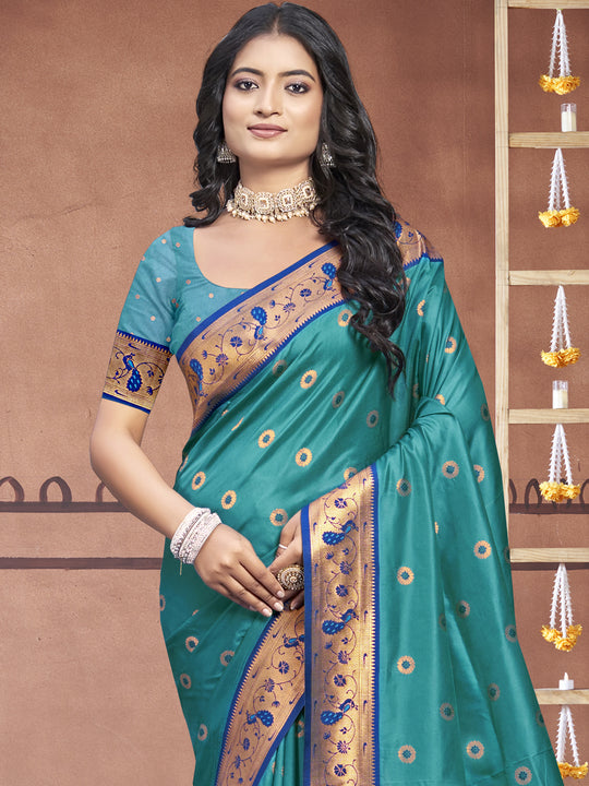Blue Silk Saree With Blouse Piece