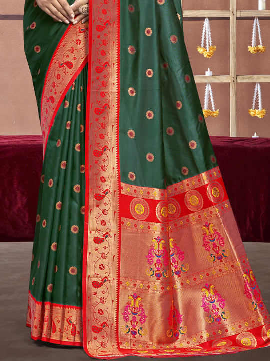 Green Silk Saree With Blouse Piece