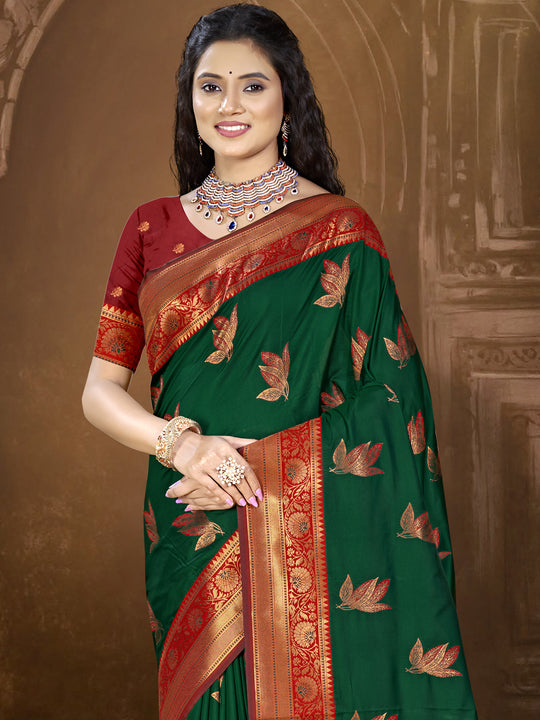 Green Silk Saree With Blouse Piece