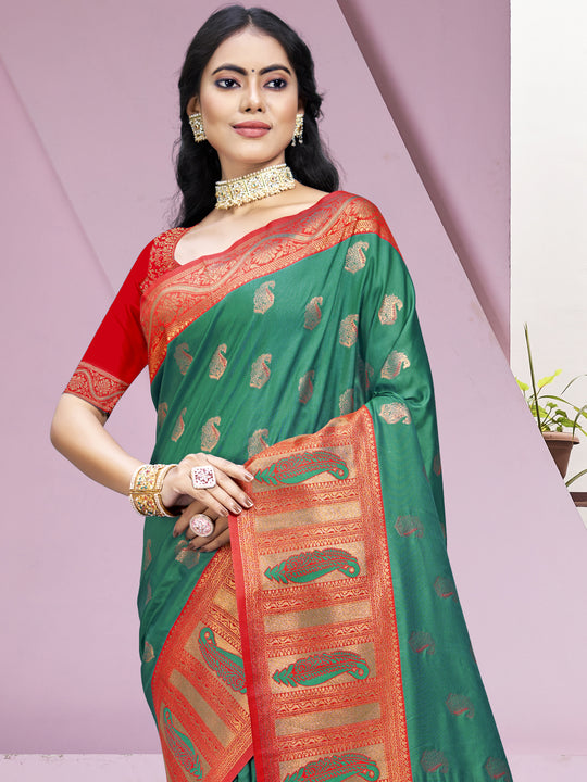 Green Silk Saree With Blouse Piece