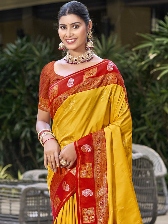 Yellow Silk Saree With Blouse Piece